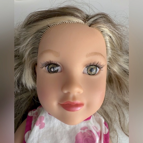 Journey Girls Doll with Blonde Hair - Picture 12 of 12